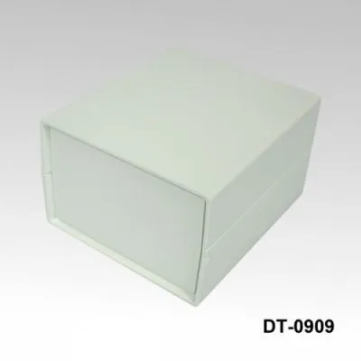 126 x 137 x 82 mm Proje Kutusu (Açık Gri)